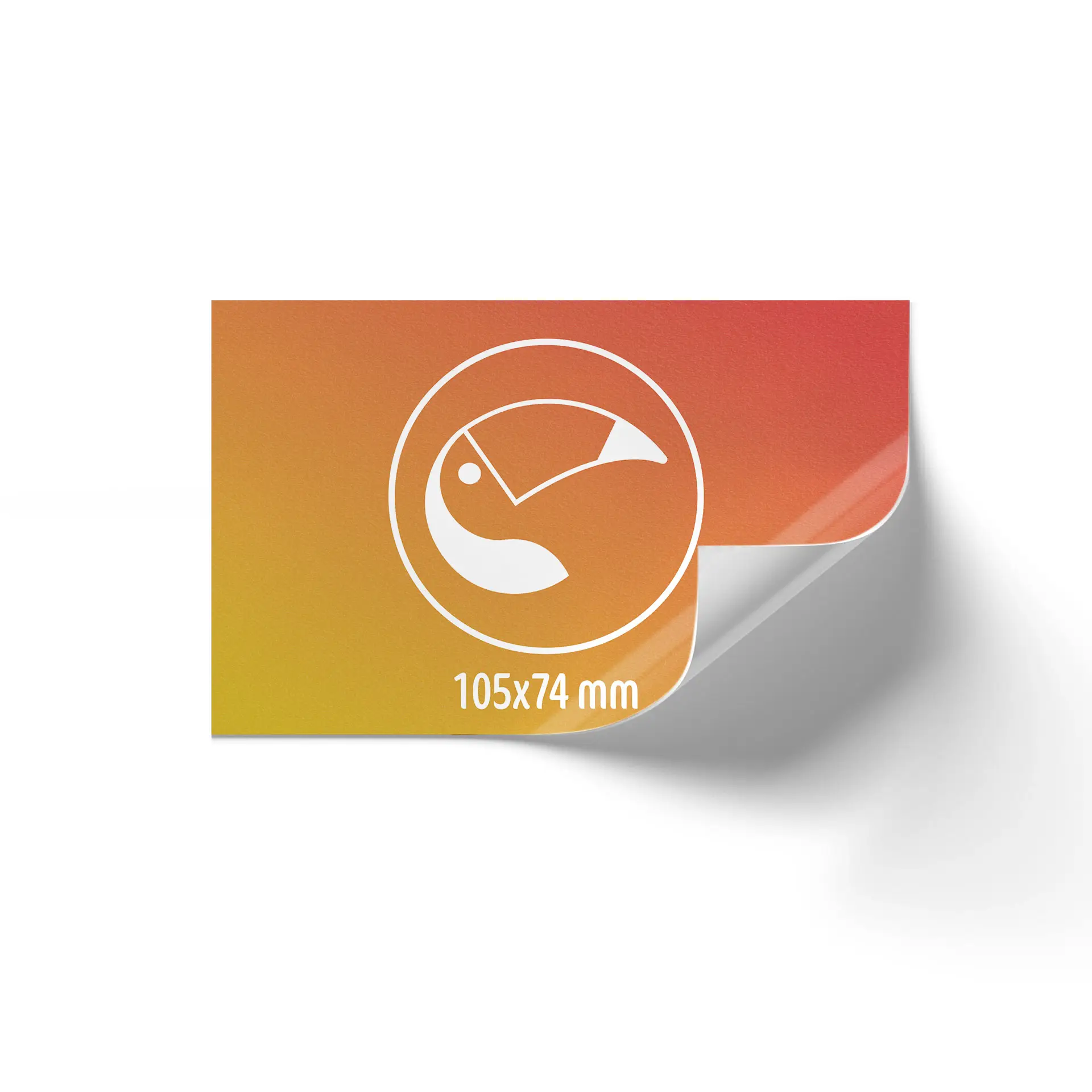 Étiquette rectangulaire imprimée sur mesure dégradé orange à jaune, dimensions 105x74 mm, avec un design et un logo.