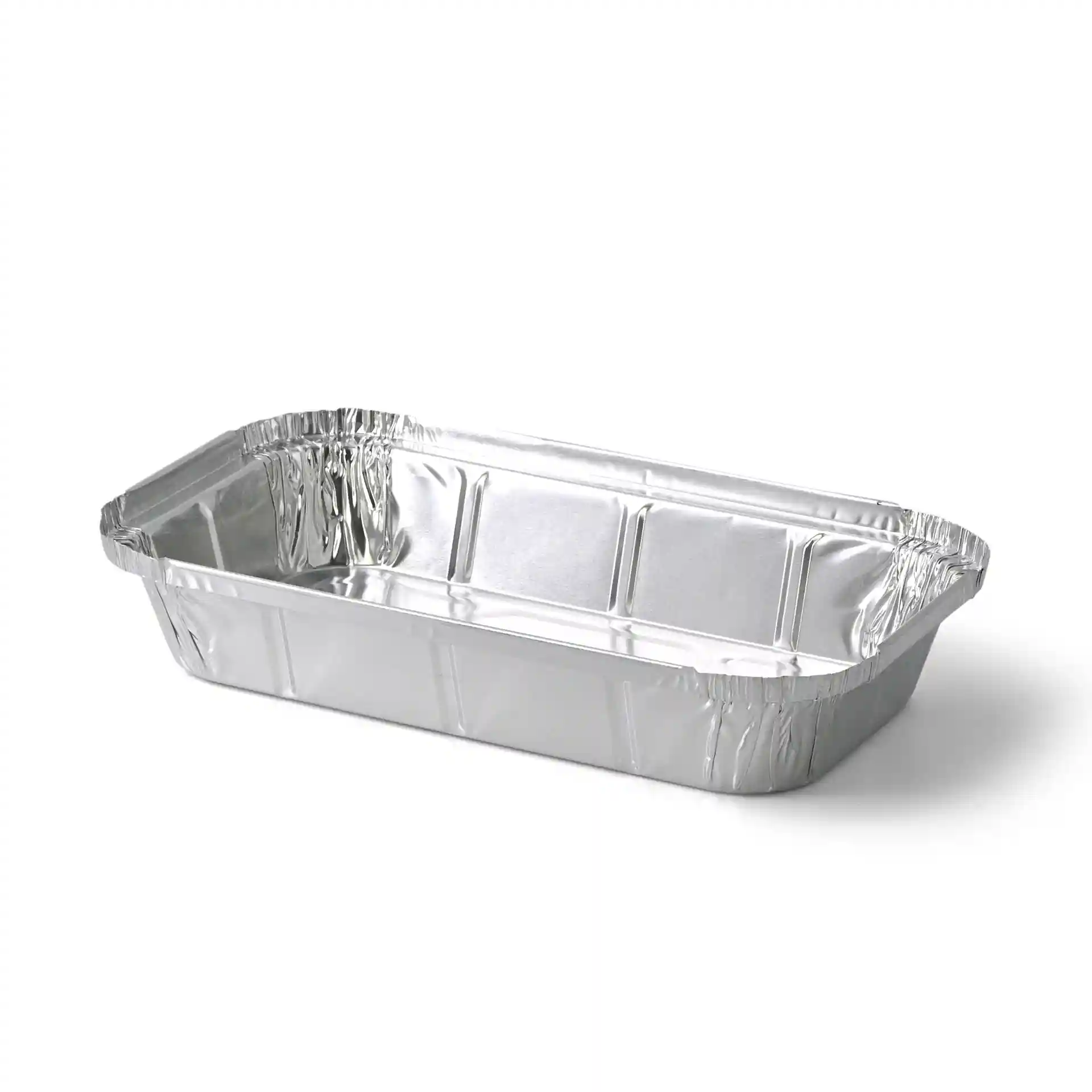 Contenitore rettangolare in alluminio di 22,4 x 13,2 x 3,4 cm con una capacità di 650 ml.
