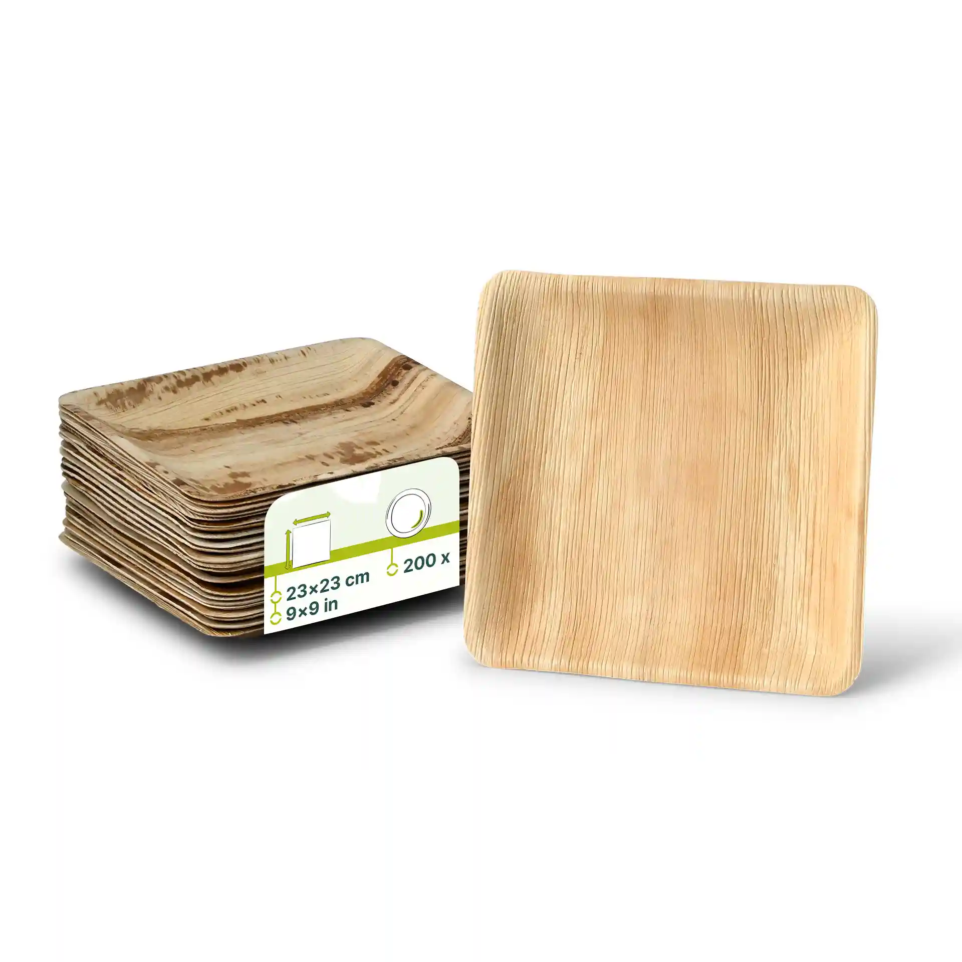 Piatto quadrato in foglia di palma con finitura a grana naturale, misura 23 x 23 cm, impilato con etichetta visibile.