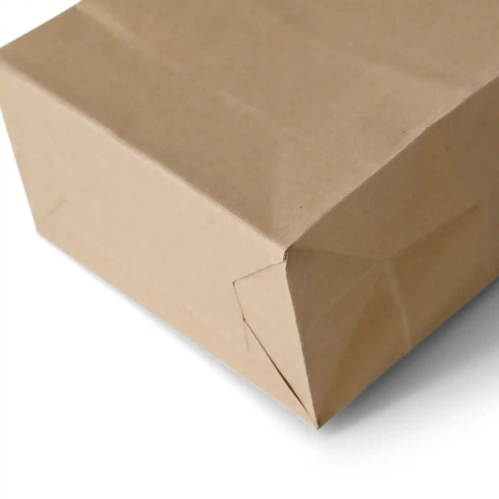Braune Kraftpapier-Bodenbeutel mit Drahtverschluss, zeigt die gefaltete Ecke und die Bodenstruktur.