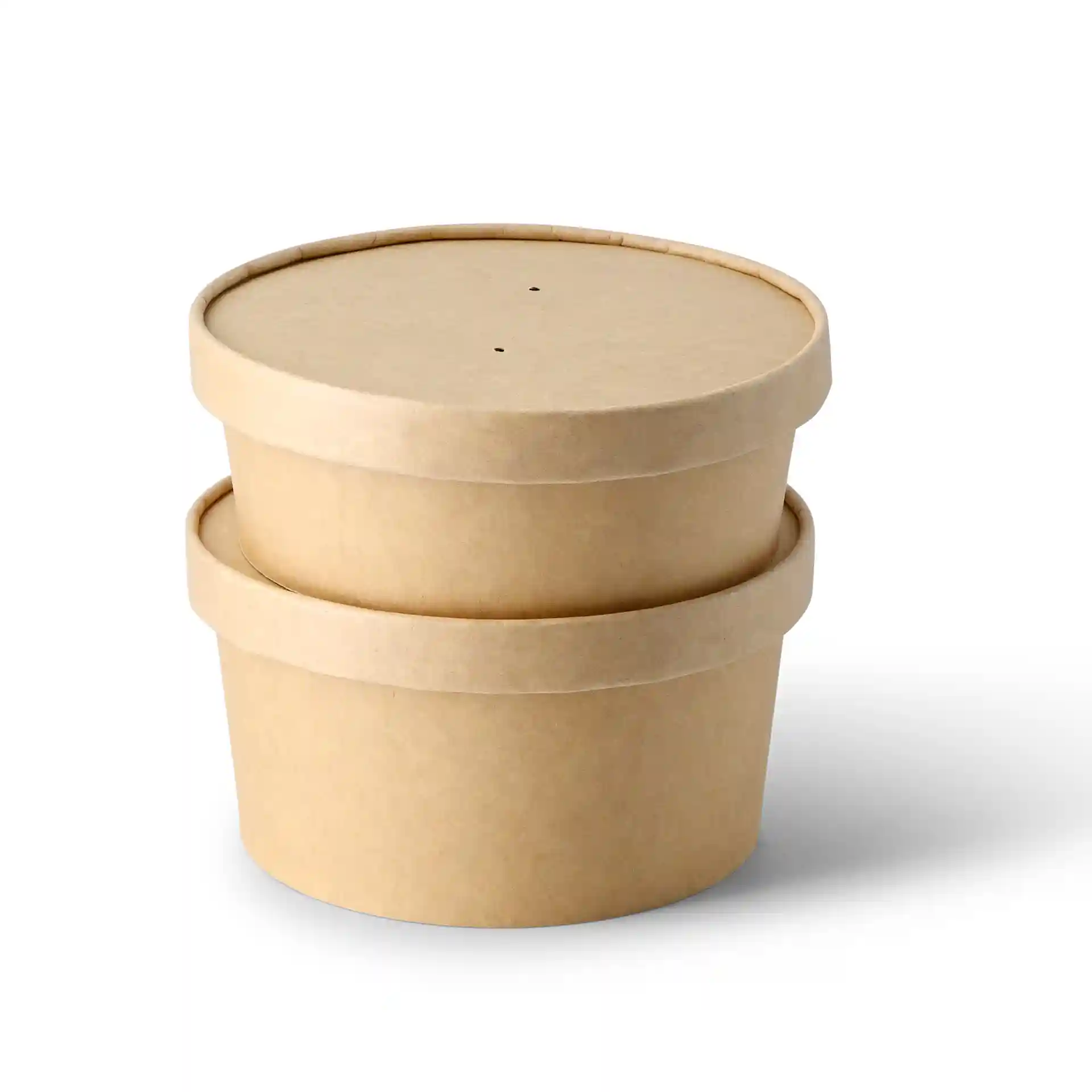 Contenitori rotondi in cartone marrone con coperchi, impilati, con superficie liscia e piccoli fori sopra.