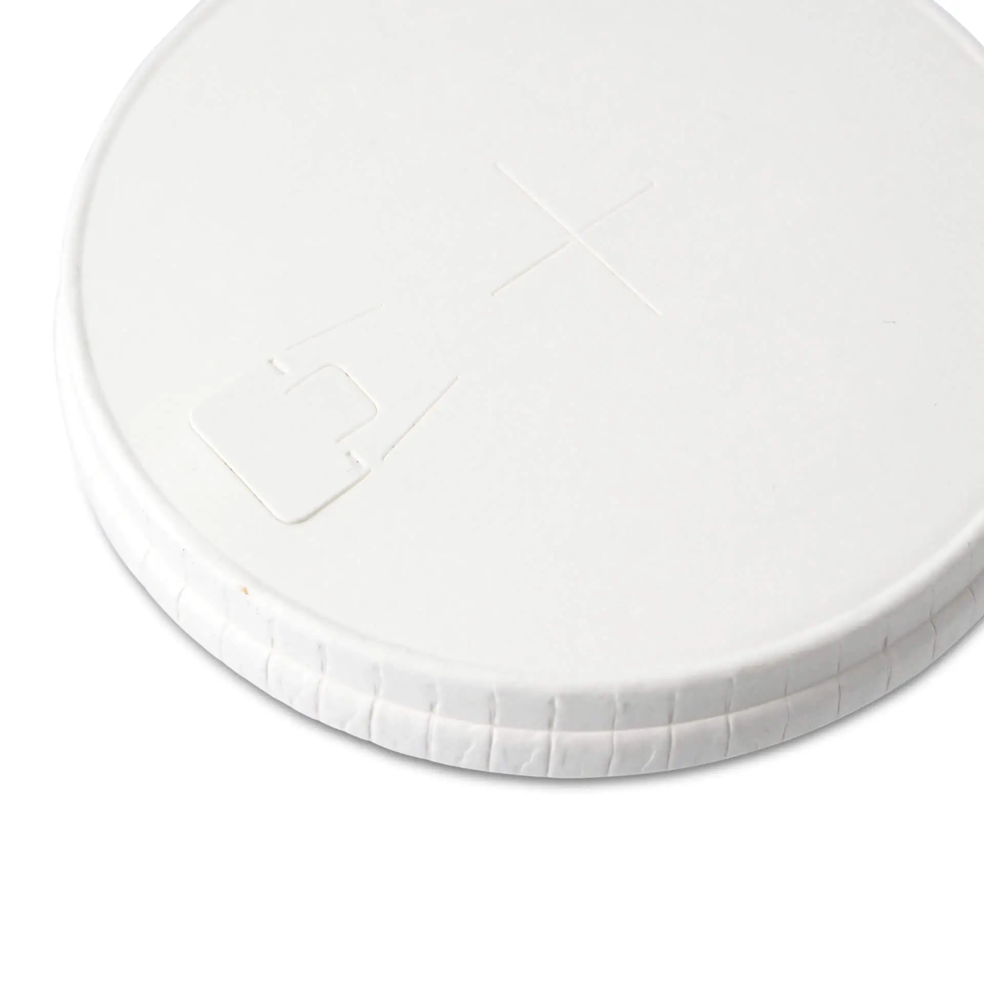 dhd04590-papierdeckel-90-mm-weiss-trinkoeffnung-halmkreuz-3