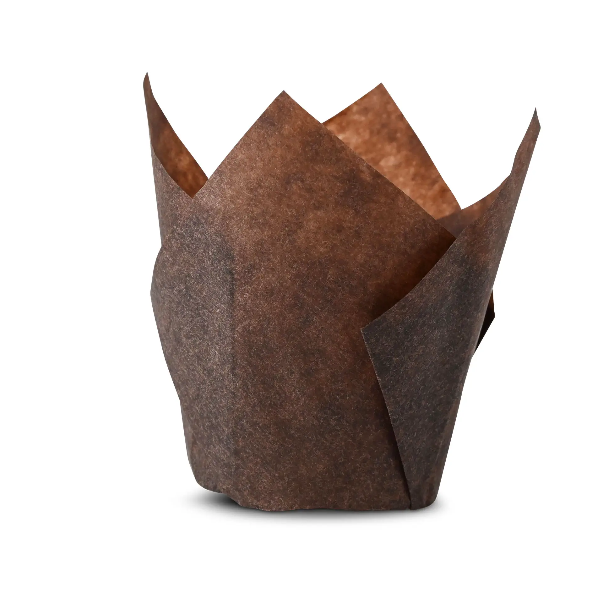Brauner Papier-Muffinbecher mit ausgestelltem Design, 5,5 cm hoch und 5 cm im Durchmesser.