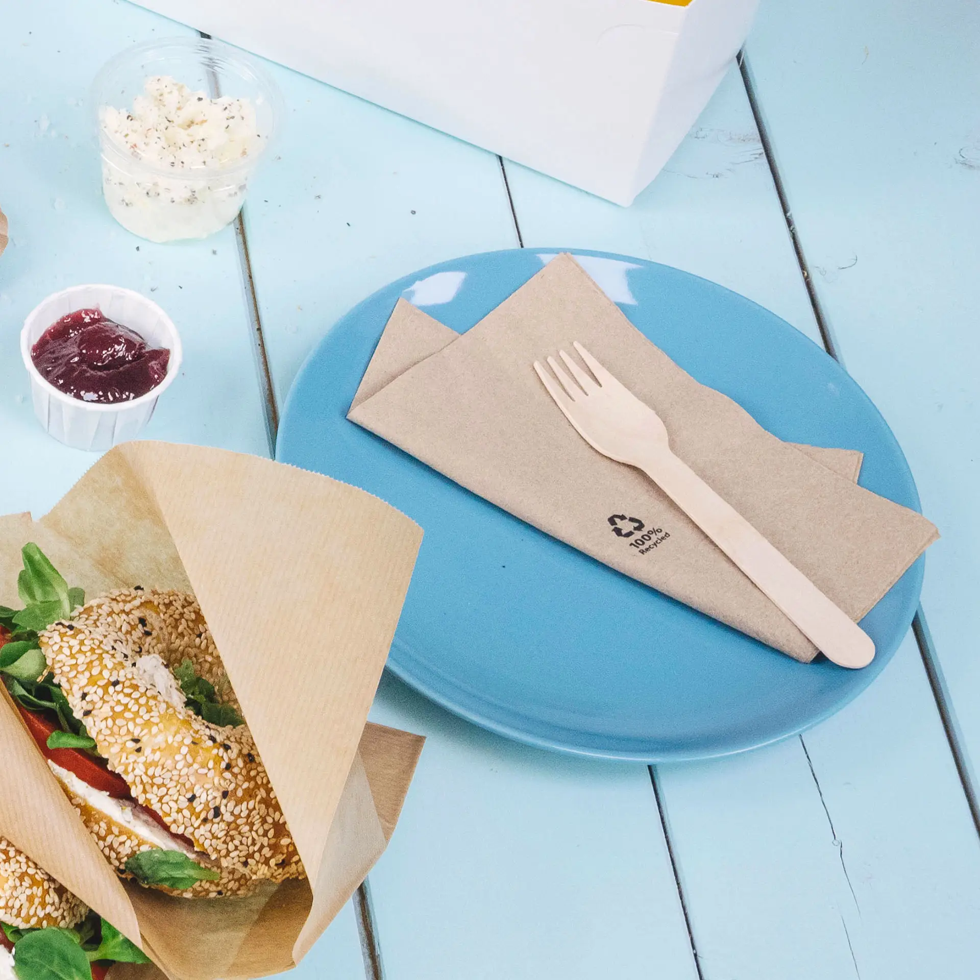 Servietten aus recyceltem Papier 33 x 33 cm, 2-lagig, 1/4 Falz, ungebleicht