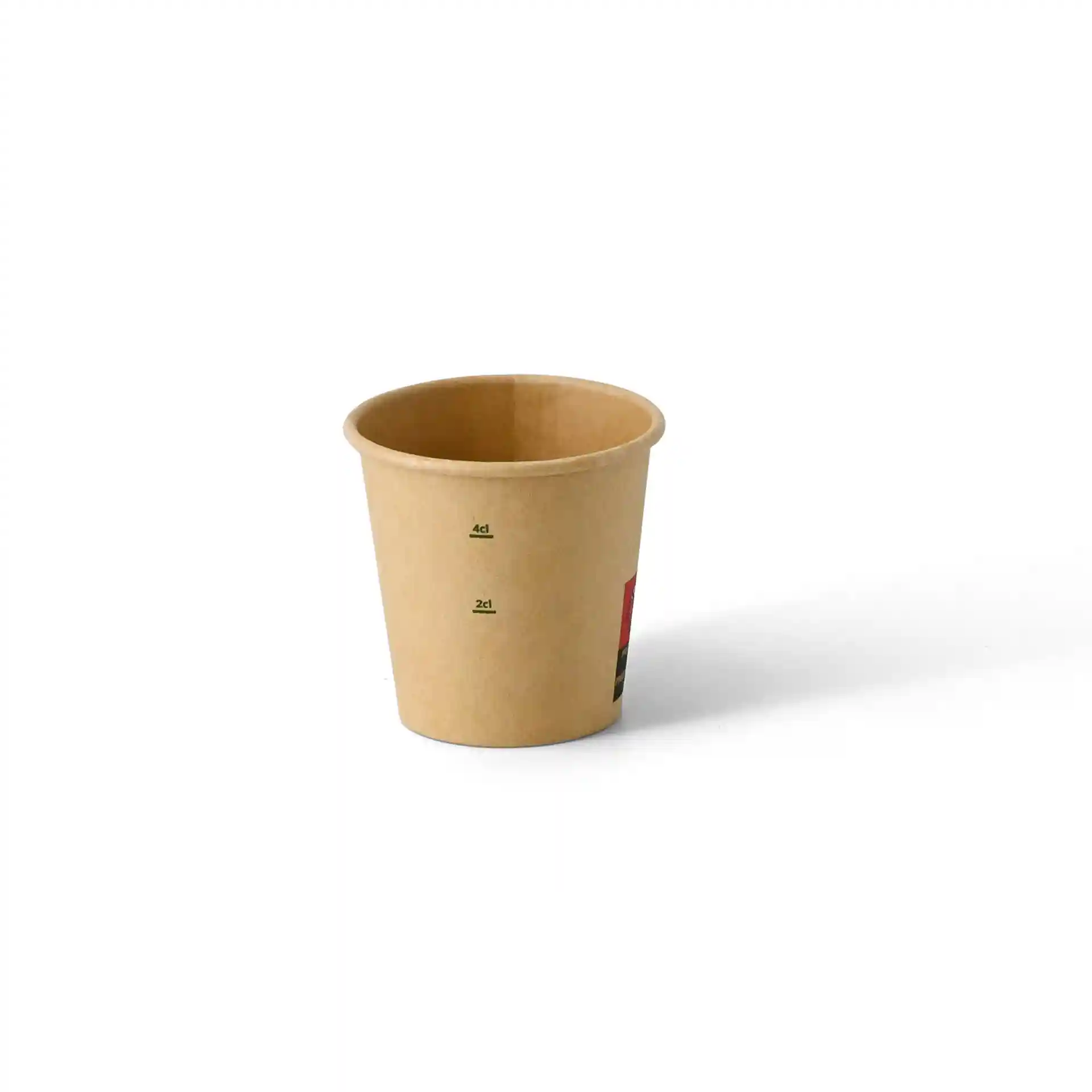 Gobelet en papier brun d'un diamètre de 50 mm et d'une hauteur de 50 mm, avec des repères de mesure à l'intérieur.