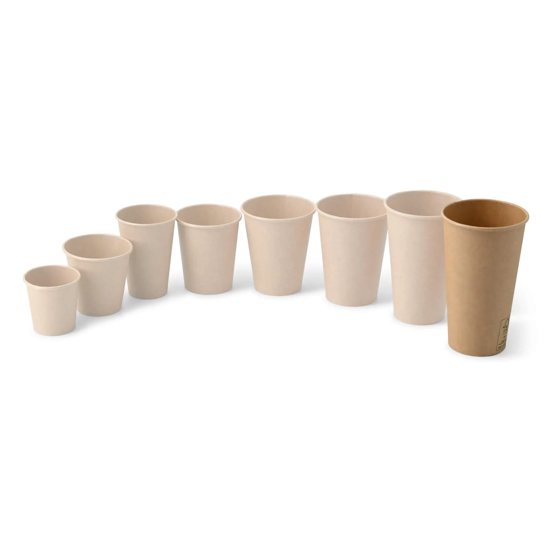 Ensemble de gobelets en papier à paroi simple, de 50 ml à 500 ml, avec un revêtement PLA brun sur le plus grand gobelet.