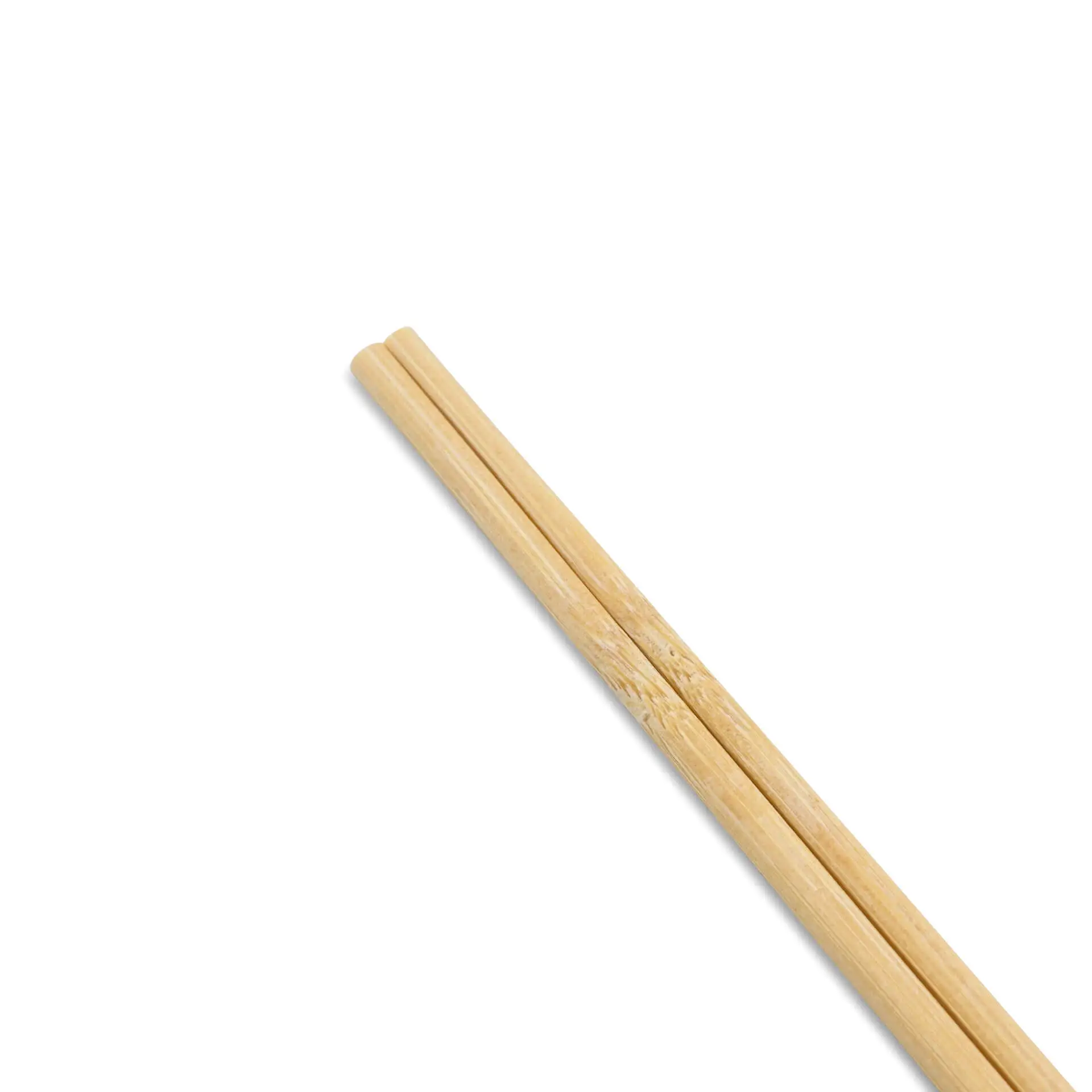 Baguettes en bambou, 20 cm de long, placées en diagonale sur un fond blanc uni, emballées individuellement.