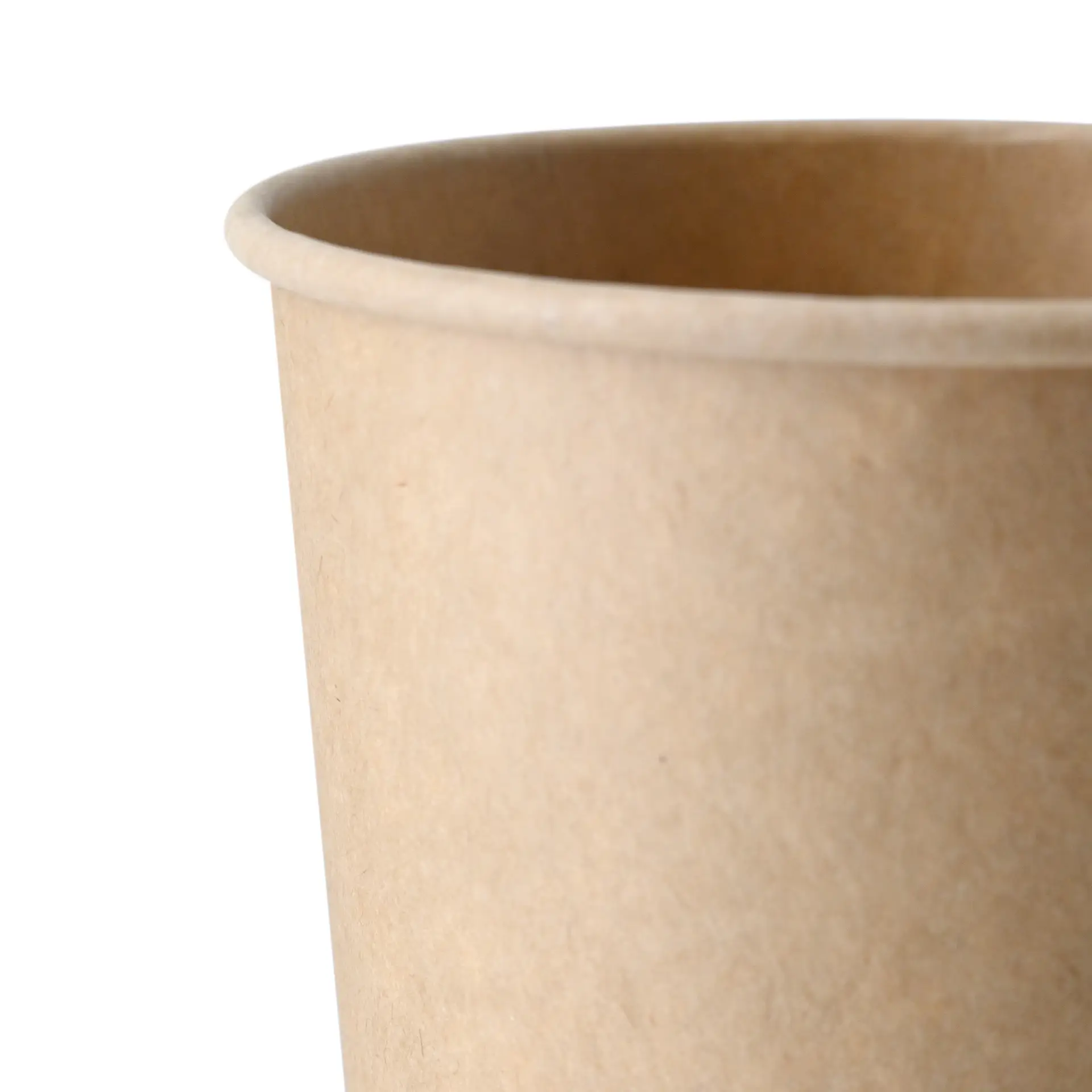 Gobelet en papier brun à paroi simple avec revêtement PLA, adapté aux boissons chaudes et froides, présenté de profil sur fond blanc.