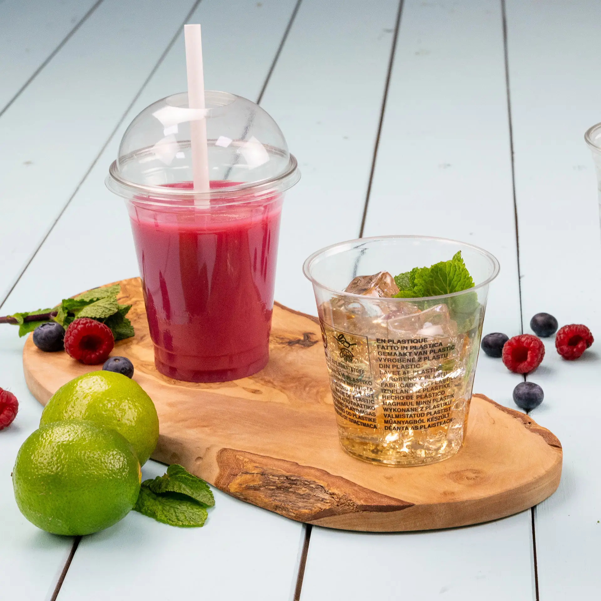 Couvercle dôme en rPET Ø 95 mm, passage pour paille dcd001401-rpet-domdeckel-95-mm-halmloch-5