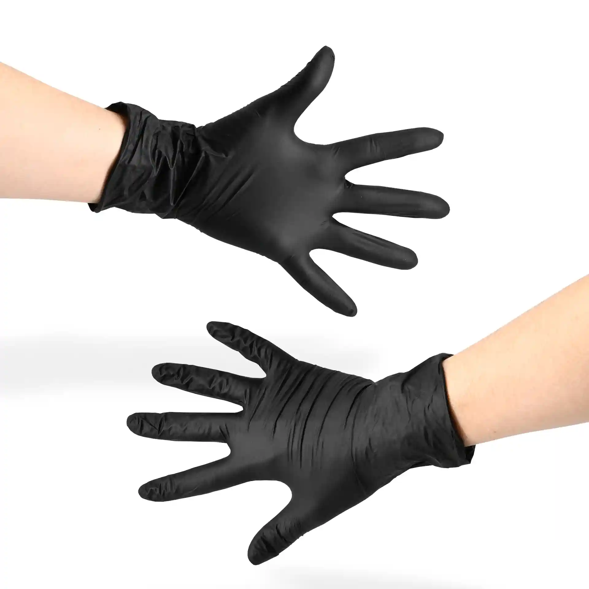 Gants en nitrile noirs taille M, montrés sur deux mains avec les doigts écartés, sur fond blanc.