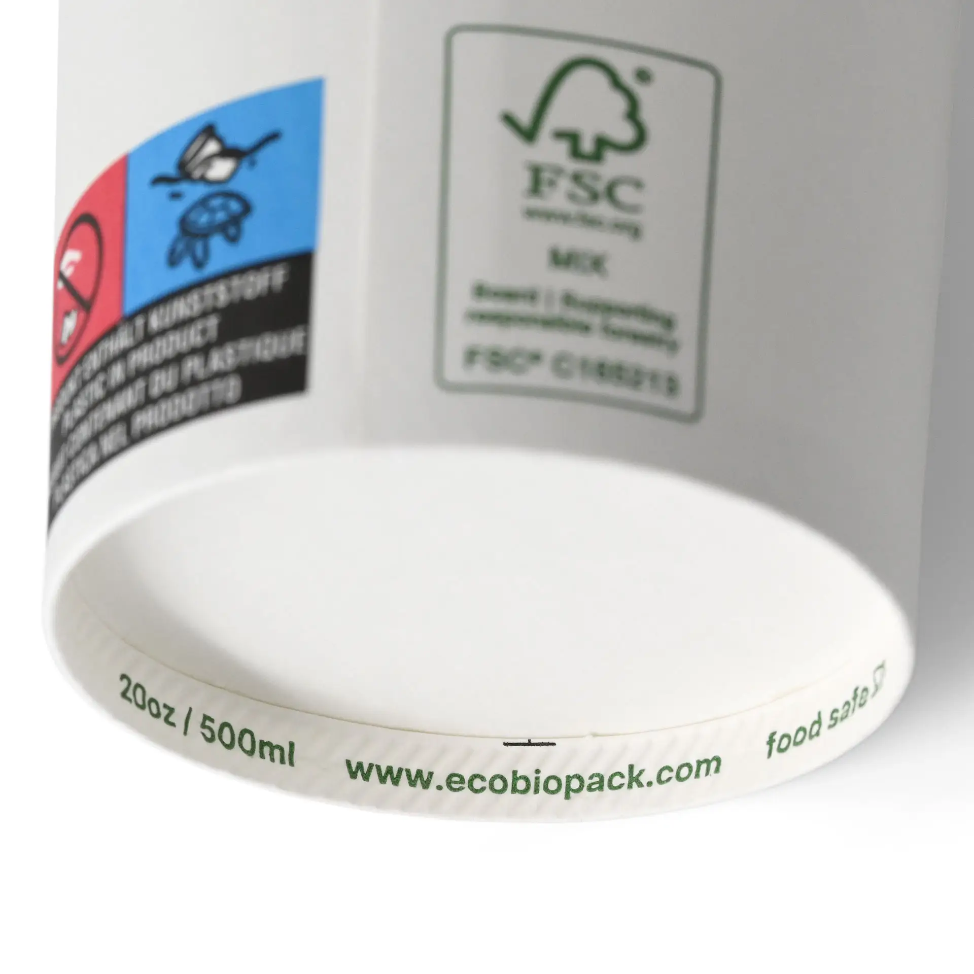 Weißer Einwand-Papbecher, 500 ml, mit PLA-Beschichtung, verfügt über Etiketten mit Recycling-Symbolen und Lebensmittel-Sicherheitskennzeichnungen.